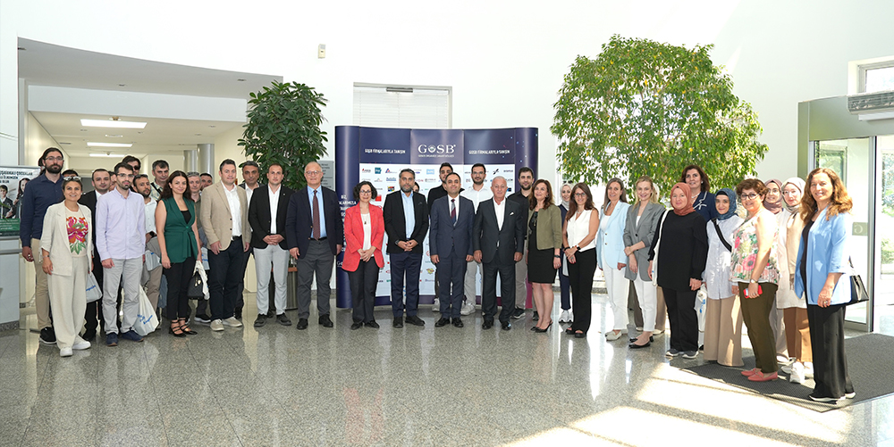 SANAYİ VE TEKNOLOJİ BAKANLIĞI TEMSİLCİLERİNİN GOSB'U ZİYARETİ