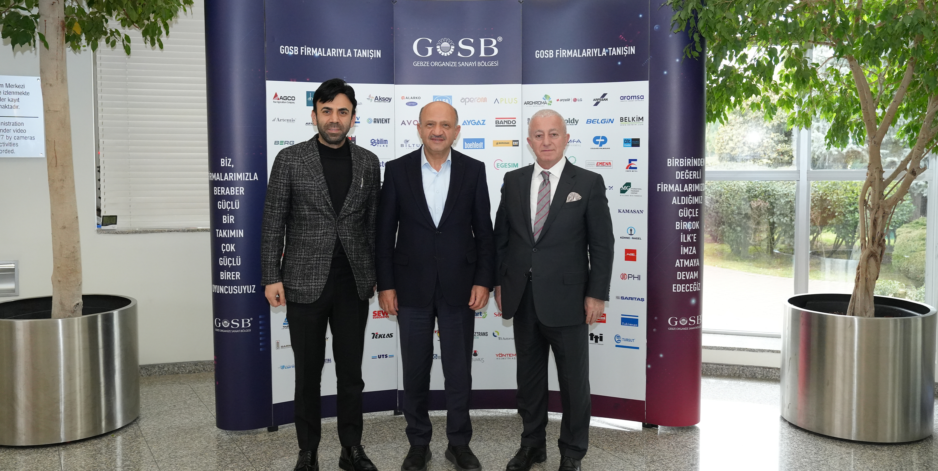 CUMHURBAŞKANLIĞI GÜVENLİK VE DIŞ POLİTİKALAR KURULU ÜYESİ FİKRİ IŞIK’TAN GOSB’A ZİYARET