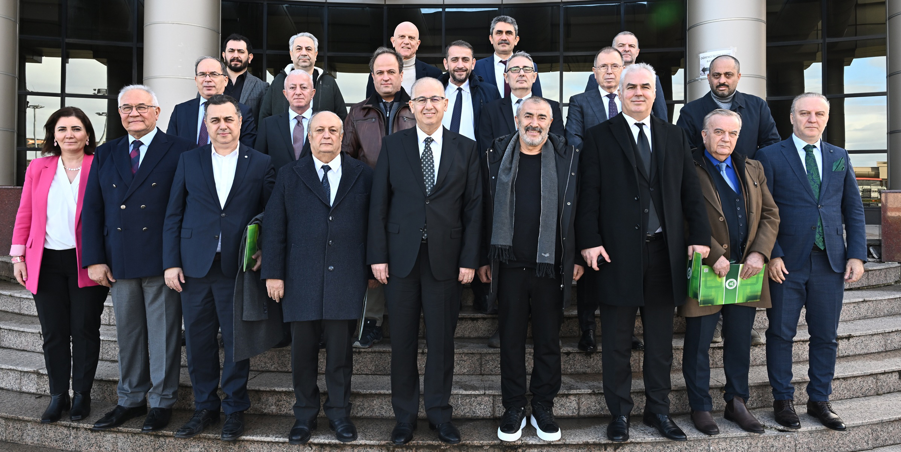 GOSB YÖNETİM KURULU BAŞKANI ERCÜMENT SARITAŞ, KOCAELİ ÜNİVERSİTESİ EV SAHİPLİĞİNDE GERÇEKLEŞTİRİLEN TOPLANTIYA KATILDI