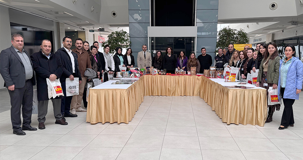 ANNELERİN EL EMEĞİ GOSB MEYDAN’DA UMUDA DÖNÜŞTÜ